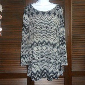 Gray & Black Geometric Long Sleeve Tunic, M, Nwt